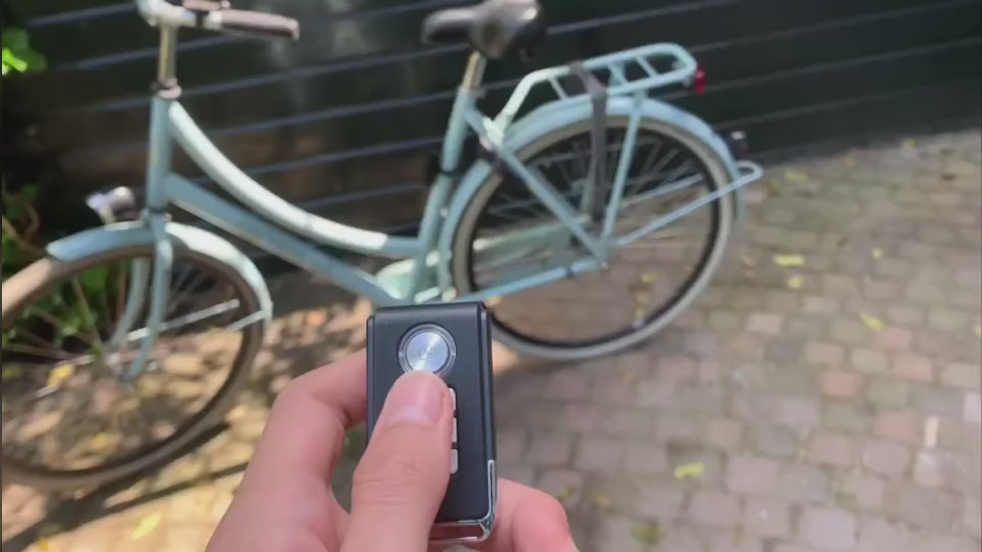 Video laden: Fietsalarm+ achterlicht